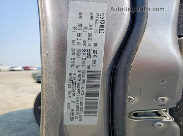 3C4NJDBB6HT597016 2017 JEEP COMPASS Silver Вид наклейки з VIN-кодом