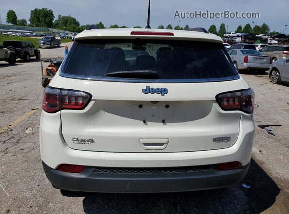 3C4NJDBB6JT139434 2018 JEEP COMPASS Белый Вид сзади