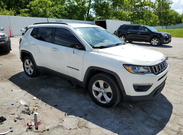 3C4NJDBB6JT139434 2018 JEEP COMPASS Белый 