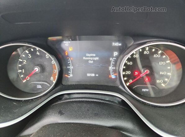 3C4NJDBB6JT232082 2018 JEEP COMPASS Blue Instrument cluster view