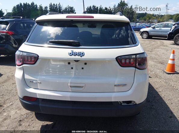 3C4NJDBB6JT314054 2018 JEEP COMPASS Белый 