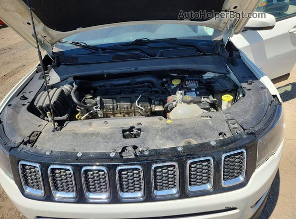 3C4NJDBB6JT373508 2018 JEEP COMPASS White Vista del compartimento del motor