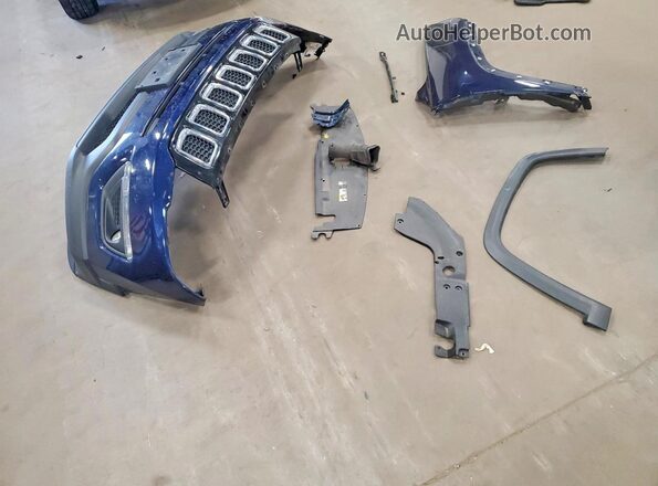 3C4NJDBB6JT399283 2018 JEEP COMPASS Blue Вид наклейки з VIN-кодом