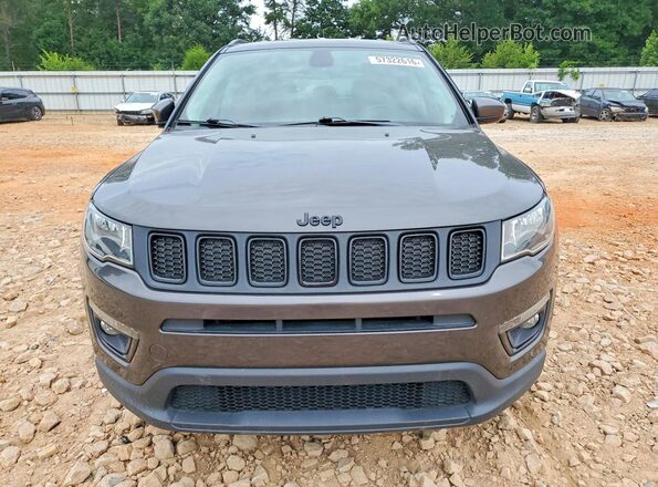 3C4NJDBB6MT530829 2021 JEEP COMPASS Gray Widok z przodu