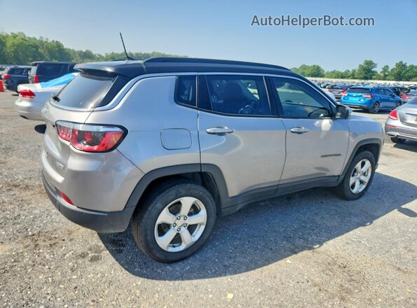 3C4NJDBB7JT162687 2018 JEEP COMPASS Серебряный Задняя правая четверть