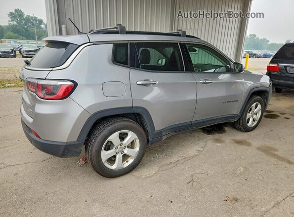 3C4NJDBB7JT333728 2018 JEEP COMPASS Silver Tył prawy