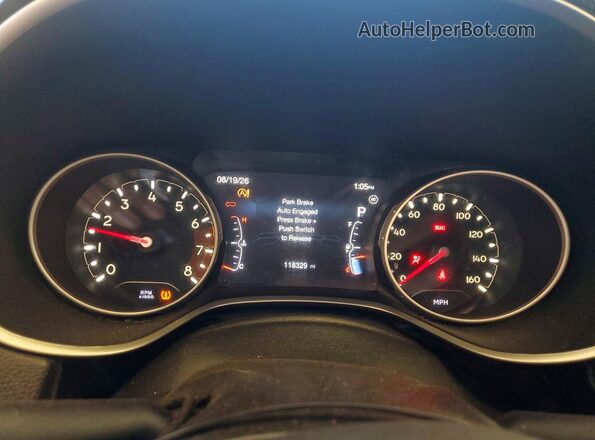 3C4NJDBB7JT343353 2018 JEEP COMPASS Black Vista del cuadro de instrumentos
