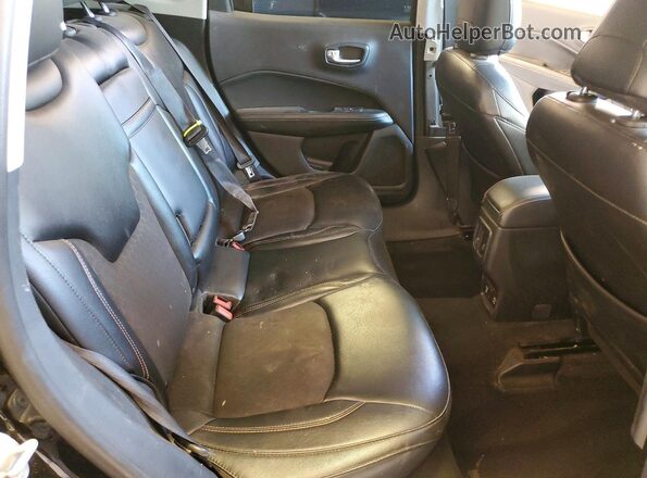 3C4NJDBB7JT343353 2018 JEEP COMPASS Black Vista interior trasera