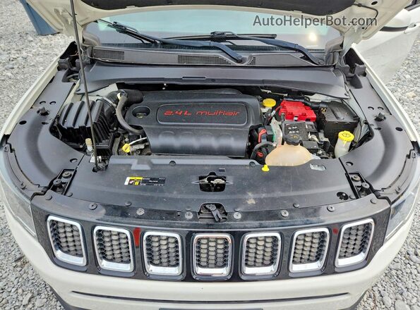 3C4NJDBB7KT703299 2019 JEEP COMPASS White ძრავის განყოფილების ხედი