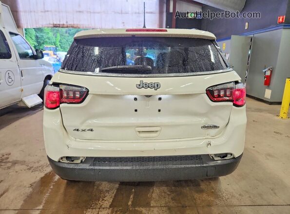 3C4NJDBB7KT734245 2019 JEEP COMPASS White უკანა ხედი
