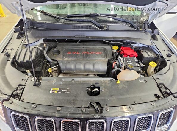 3C4NJDBB7KT734245 2019 JEEP COMPASS White ძრავის განყოფილების ხედი