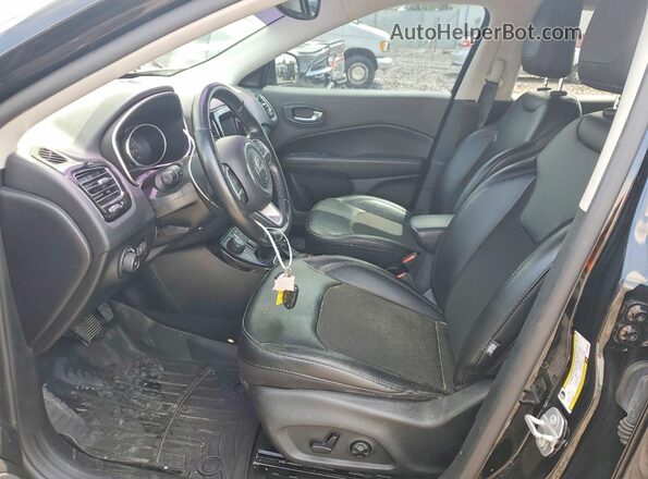 3C4NJDBB7LT165382 2020 JEEP COMPASS Black წინა სალონის ხედი