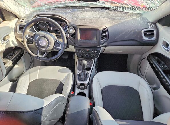 3C4NJDBB8HT659662 2017 JEEP COMPASS Red Widok deski rozdzielczej