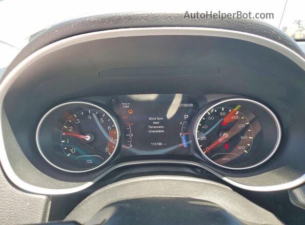 3C4NJDBB8JT303833 2018 JEEP COMPASS Silver Vista del cuadro de instrumentos