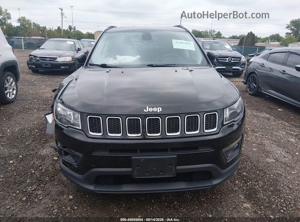 3C4NJDBB8JT307915 2018 JEEP COMPASS Black Rear interior view
