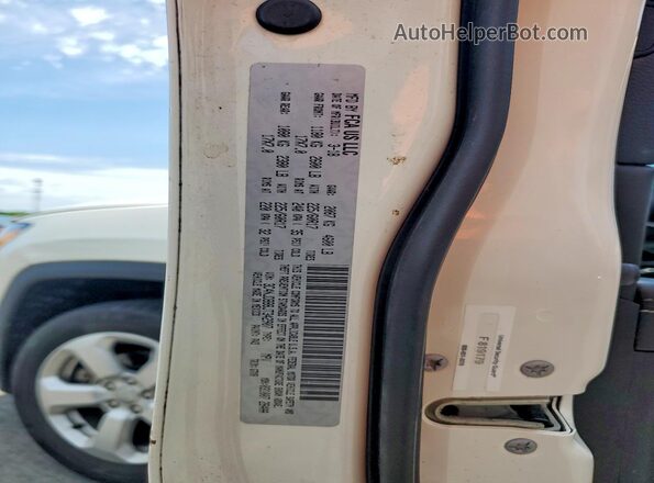 3C4NJDBB8JT342907 2018 JEEP COMPASS White Widok naklejki z numerem VIN