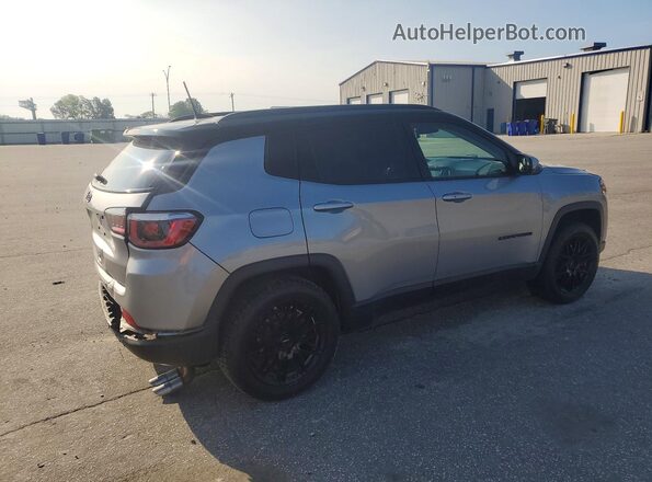 3C4NJDBB8KT621226 2019 JEEP COMPASS Silver უკანა მარჯვენა
