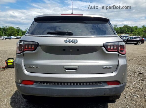 3C4NJDBB8KT628970 2019 JEEP COMPASS Серебряный Вид сзади