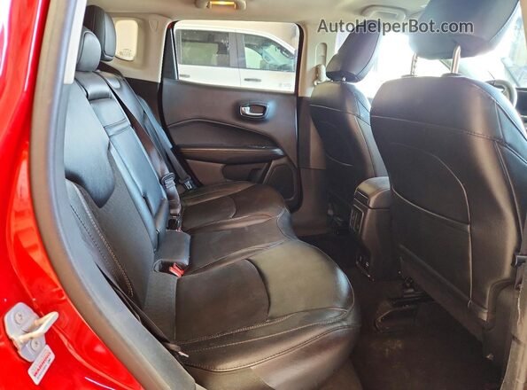 3C4NJDBB8KT734576 2019 JEEP COMPASS Red Սալոնի հետևի տեսք