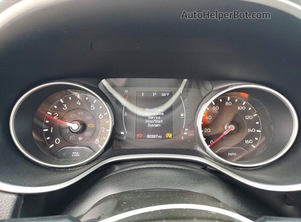 3C4NJDBB8KT740605 2019 JEEP COMPASS Black Widok zestawu wskaźników