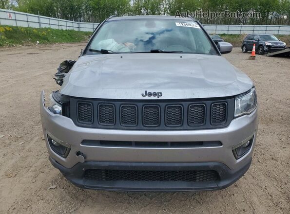 3C4NJDBB8KT740720 2019 JEEP COMPASS Серебряный Вид спереди