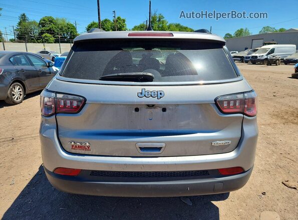 3C4NJDBB8LT219398 2020 JEEP COMPASS Silver Vista trasera