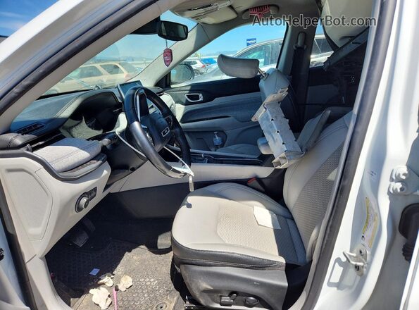 3C4NJDBB8NT203950 2022 JEEP COMPASS White Вид салону спереду