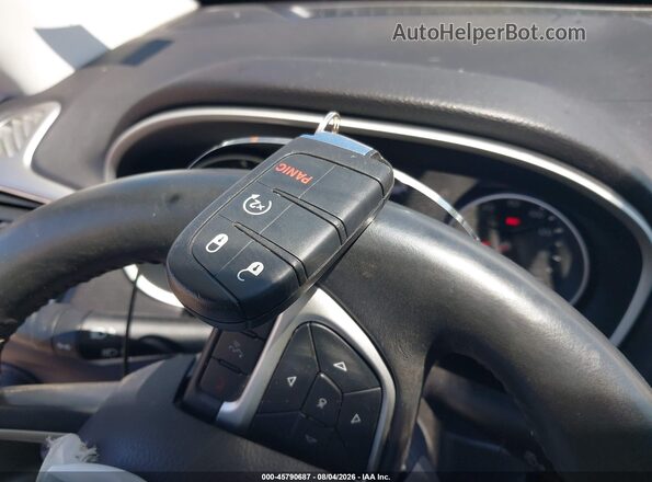 3C4NJDBB9HT641025 2017 JEEP NEW COMPASS Silver წინა პანელის ხედი