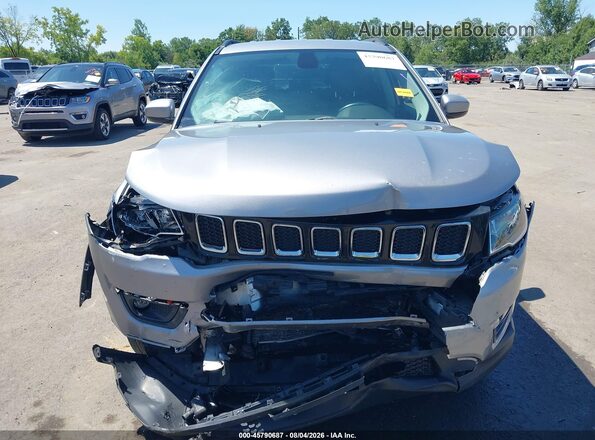3C4NJDBB9HT641025 2017 JEEP NEW COMPASS Silver ხელსაწყოთა პანელის ხედი