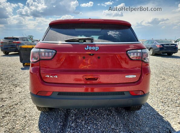 3C4NJDBB9HT693397 2017 JEEP COMPASS Red Հետևի տեսք