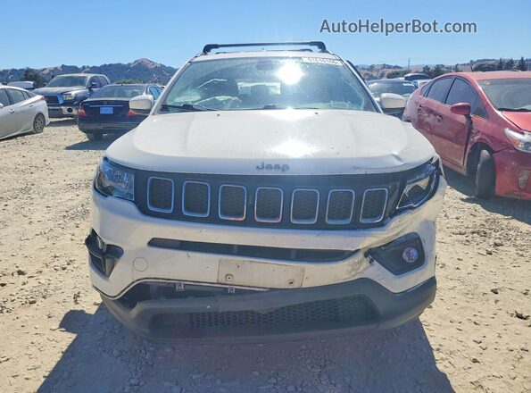 3C4NJDBB9JT113930 2018 JEEP COMPASS White Vista frontal