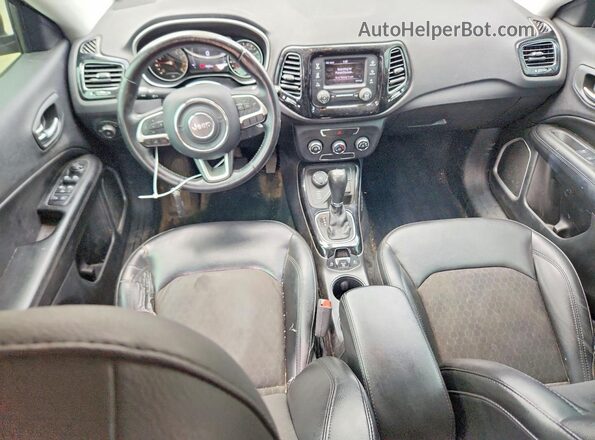 3C4NJDBB9JT304070 2018 JEEP COMPASS Black Vista del salpicadero