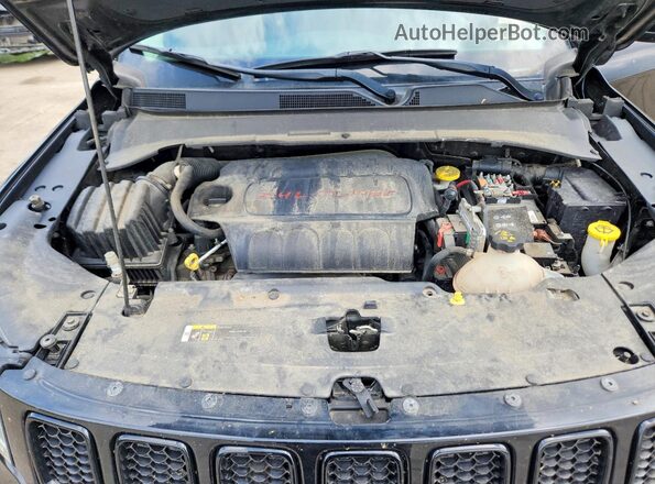 3C4NJDBB9JT304070 2018 JEEP COMPASS Black Vista del compartimento del motor
