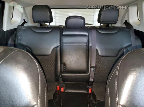 3C4NJDBB9KT599155 2019 JEEP COMPASS Черный Вид задних сидений
