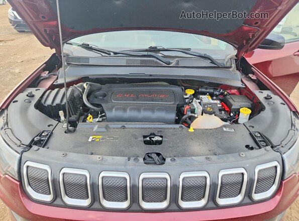 3C4NJDBB9NT130801 2022 JEEP COMPASS Burgundy Widok wnętrza z tyłu