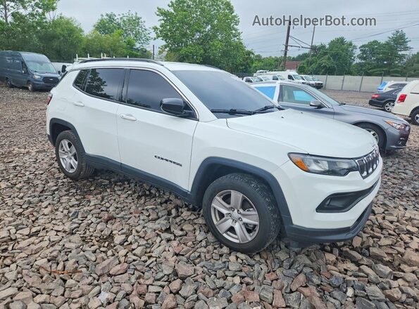 3C4NJDBB9NT235449 2022 JEEP COMPASS White Delantero derecho