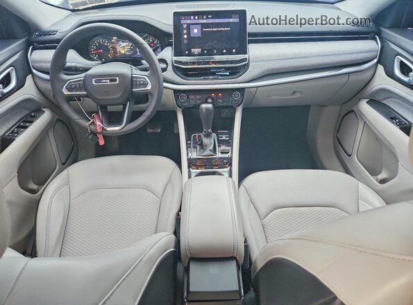 3C4NJDBB9NT235449 2022 JEEP COMPASS White Vista del salpicadero