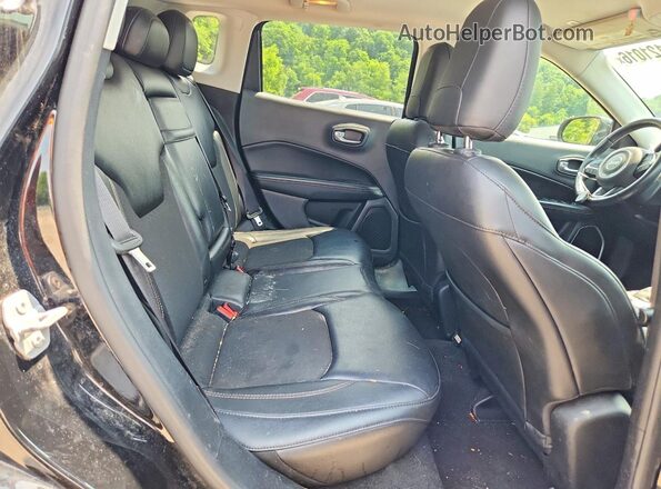 3C4NJDBBXJT155183 2018 JEEP COMPASS Черный Вид задней части салона