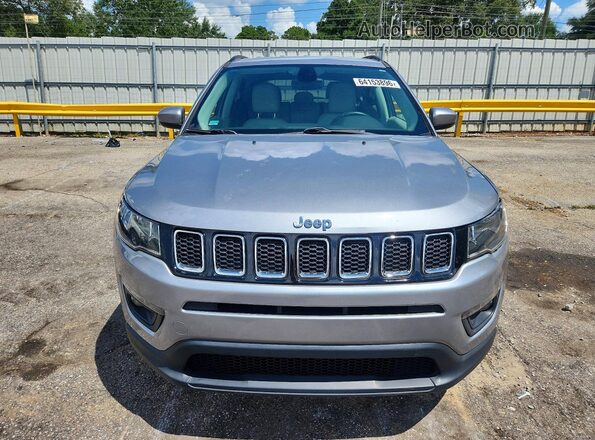 3C4NJDBBXJT161260 2018 JEEP COMPASS Silver Vista frontal