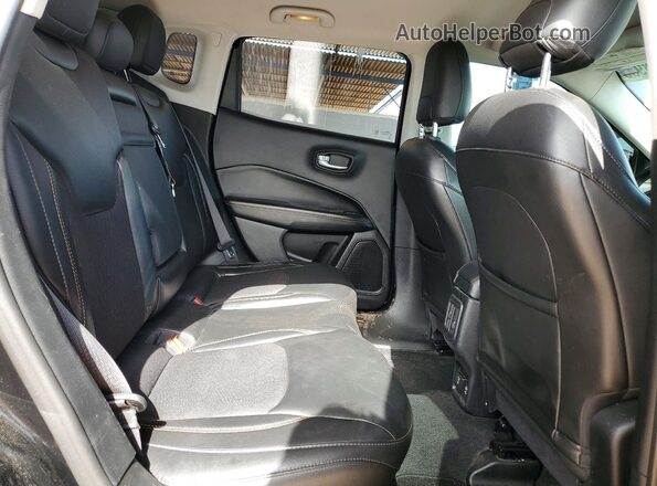 3C4NJDBBXJT458349 2018 JEEP COMPASS Black უკანა სალონის ხედი