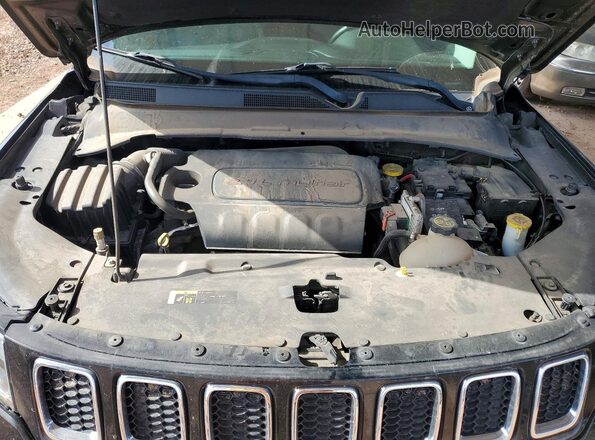 3C4NJDBBXJT458349 2018 JEEP COMPASS Black ძრავის განყოფილების ხედი