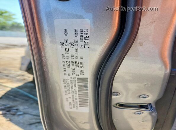 3C4NJDBBXKT714393 2019 JEEP COMPASS Silver VIN կոդի պիտակի տեսք
