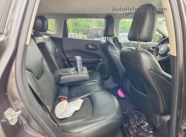 3C4NJDBBXMT547603 2021 JEEP COMPASS Gray Вид задніх сидінь