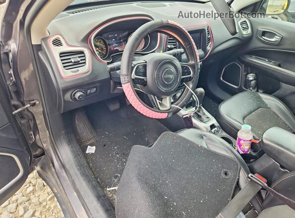 3C4NJDBBXMT547603 2021 JEEP COMPASS Gray Вид панелі приладів