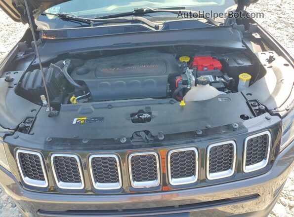 3C4NJDBBXMT558052 2021 JEEP COMPASS Gray Вид підкапотного простору