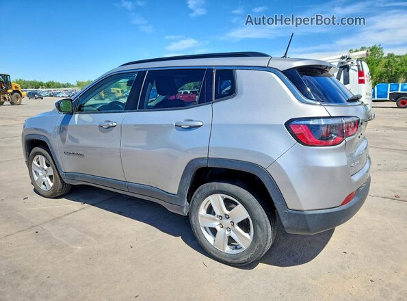 3C4NJDBBXNT132461 2022 JEEP COMPASS Серебряный Задняя левая четверть