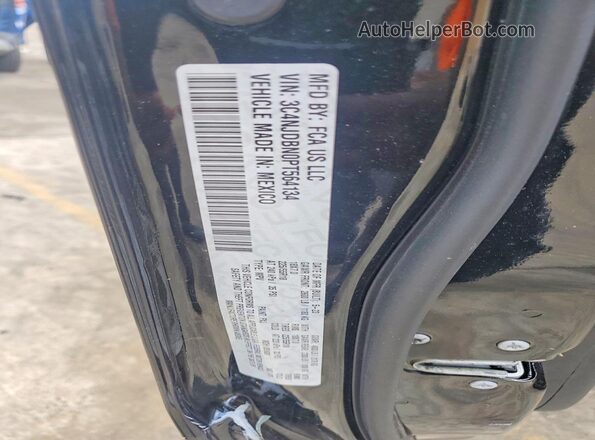 3C4NJDBN0PT564134 2023 JEEP COMPASS Черный Вид подкапотного пространства