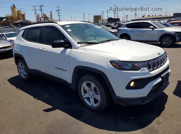 3C4NJDBN0RT597184 2024 JEEP COMPASS Белый Передняя правая четверть