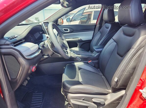 3C4NJDBN0ST568189 2025 JEEP COMPASS Red Vista interior delantera