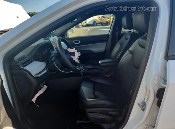3C4NJDBN0ST617133 2025 JEEP COMPASS White 